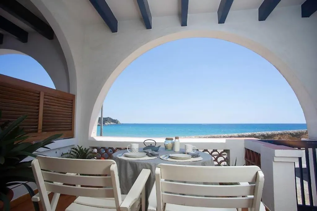 La Caseta De La Fosca, En El Mar. By The Sea. Palamos Holiday home